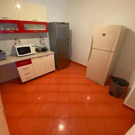 Villa Authentique Maison Dalmate En Vieille Pierre Proche De Split, De La Et De La Montagne