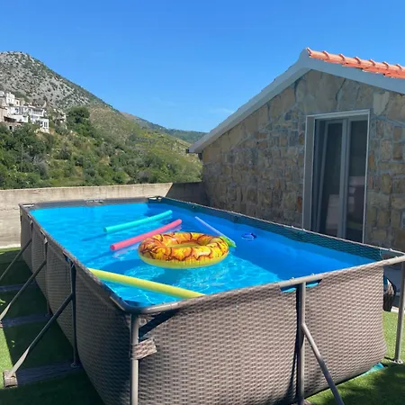 Villa Authentique Maison Dalmate En Vieille Pierre Proche De Split, De La Et De La Montagne Zrnovnica