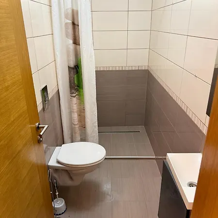 Authentique Maison Dalmate En Vieille Pierre Proche De Split, De La Et De La Montagne Villa